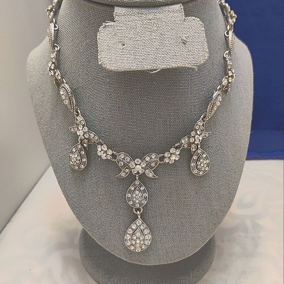 unbranded Jewelry - Crystal 15" Rhinestone Bridal Necklace